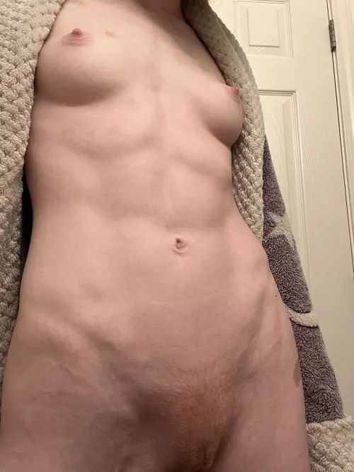 pale and ginger! by PaytenPeachy