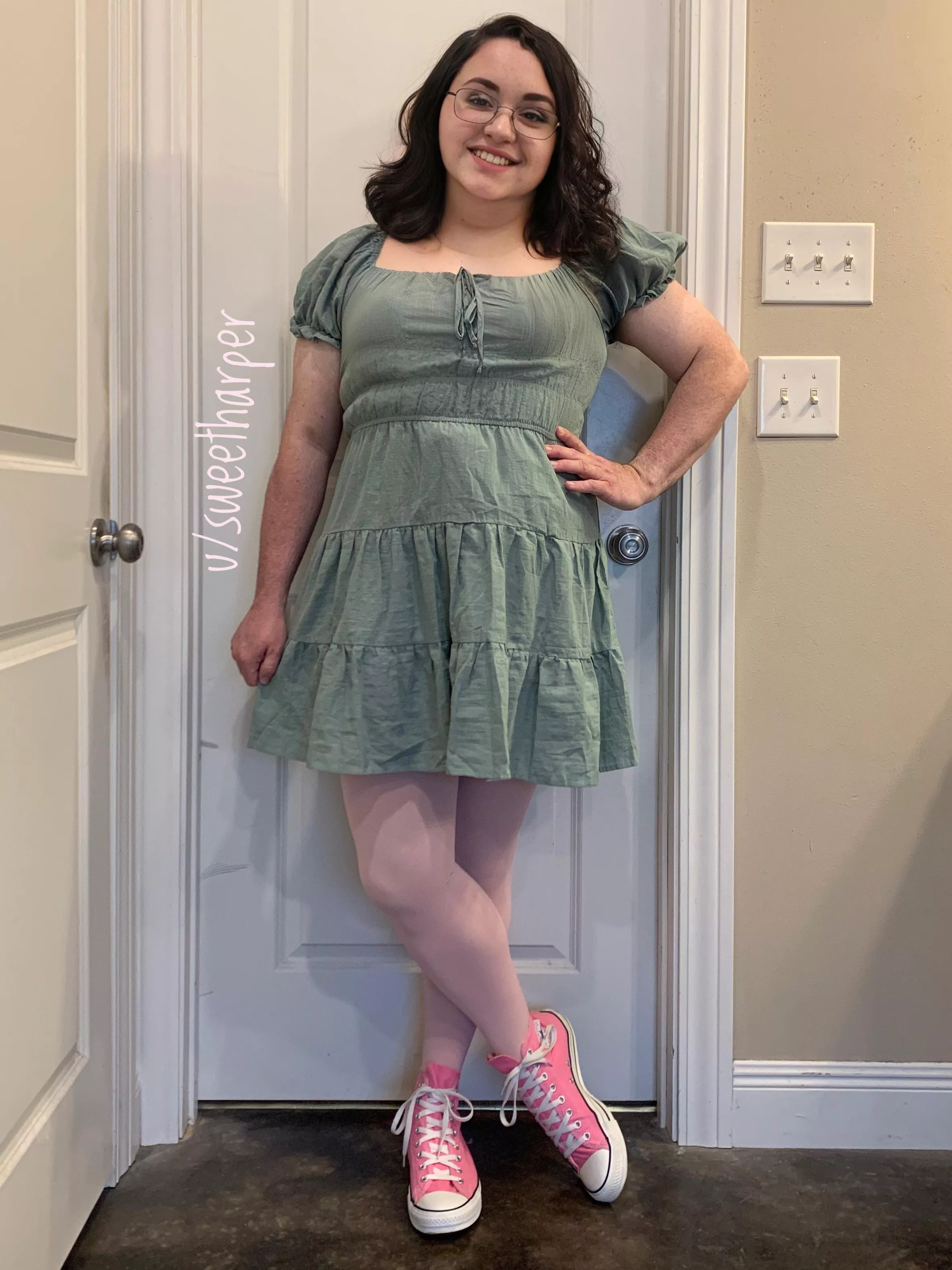 Pink and green is such an underrated color combo. 🩷💚 Happy Easter everyone! 💕🪺🐇 posted by sweetharper