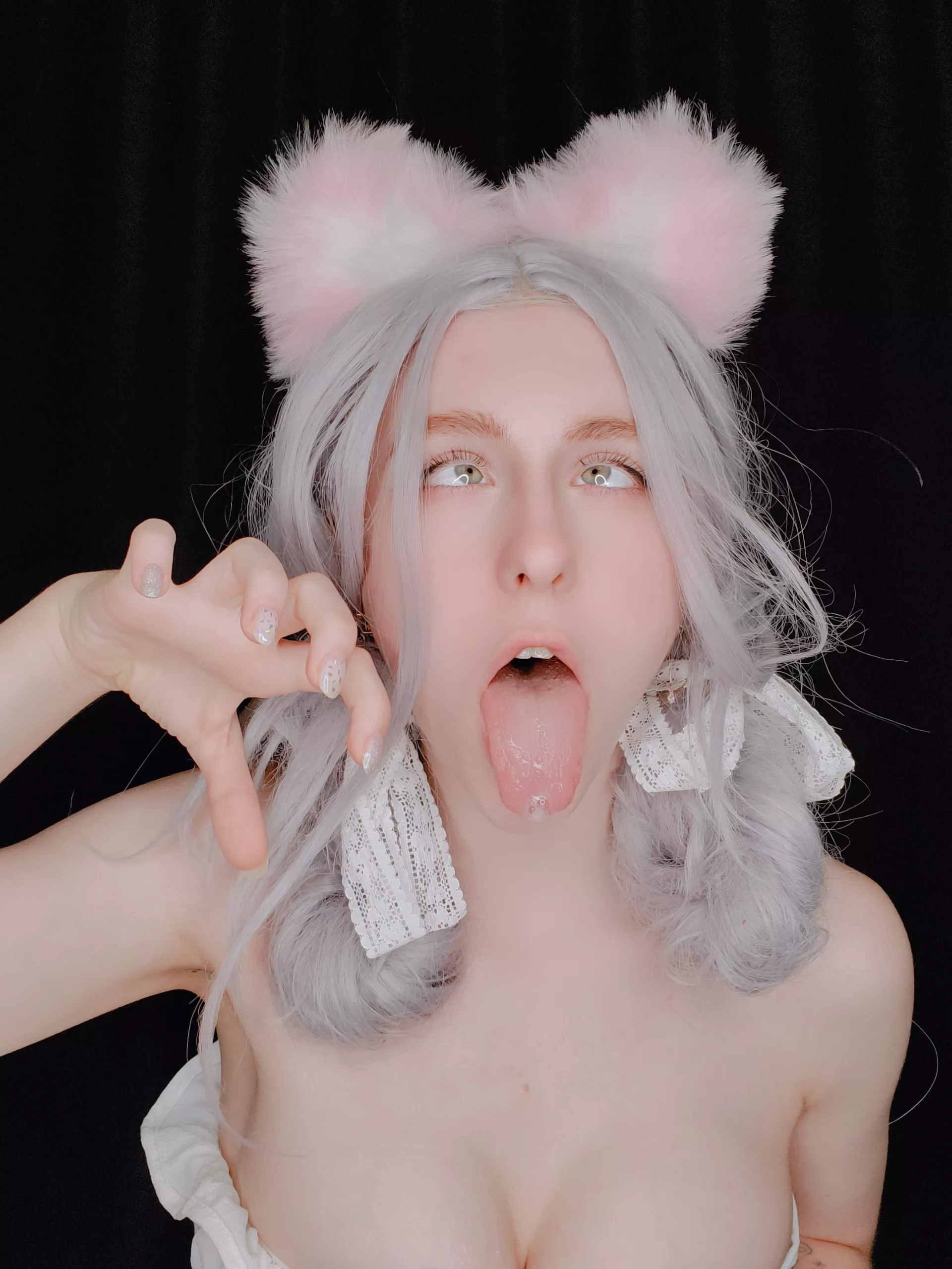 Please your kitty posted by Tulpina