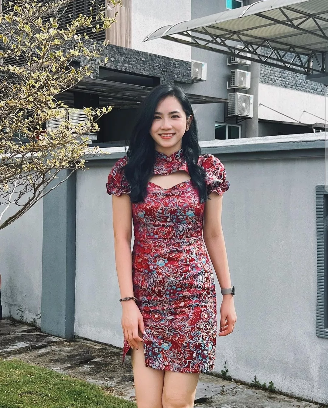 Red Qipao posted by fullnameqwertyu