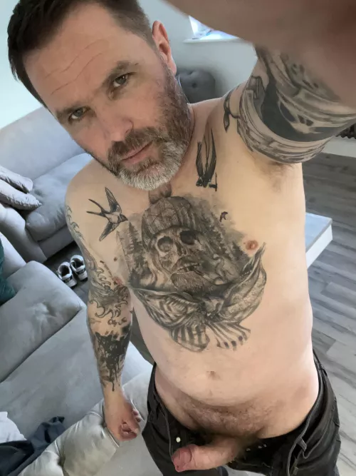 Salt & pepper beard is back by Mammoth-Geologist874