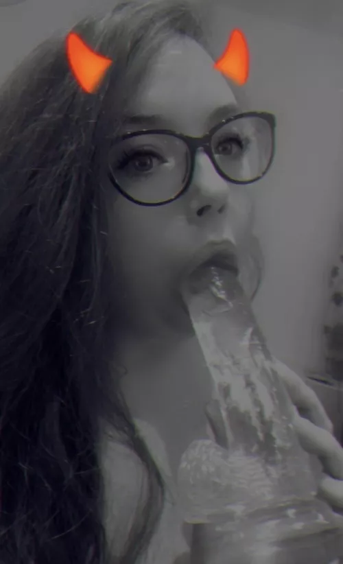 Saturday night as a single gal :p by Moocakeslice