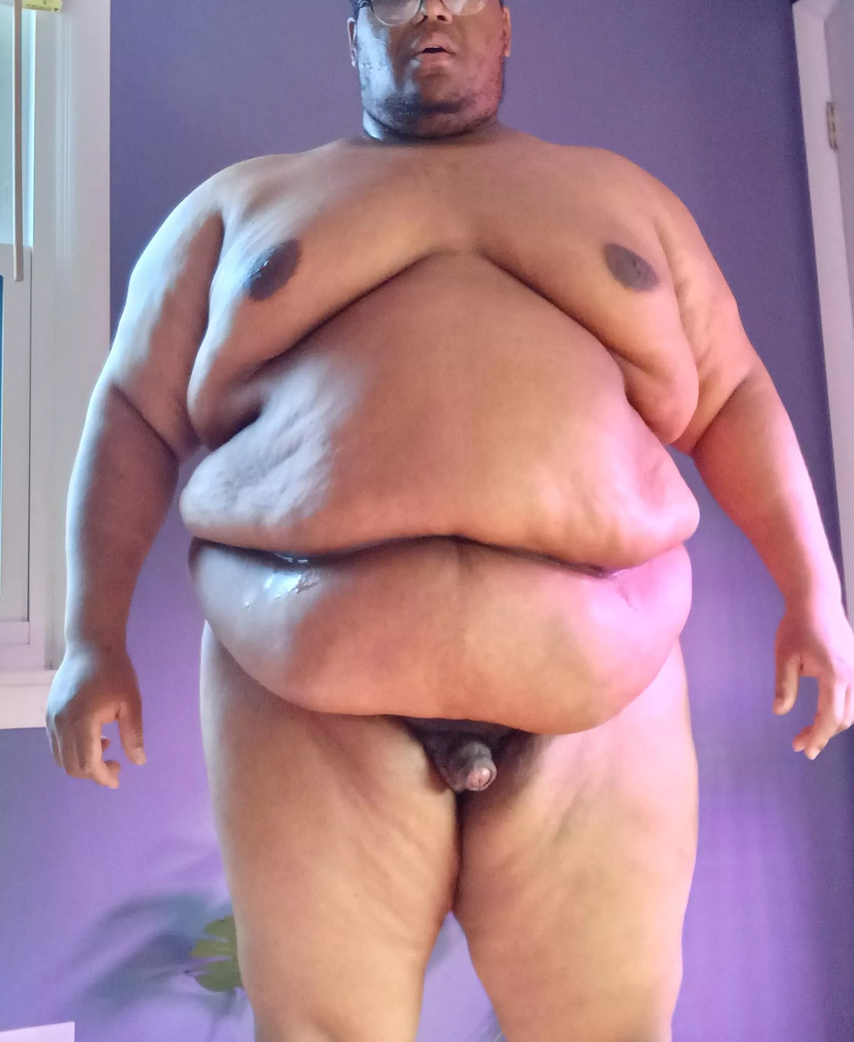 Sweaty after that workout. 🥵 posted by Dak3OH1