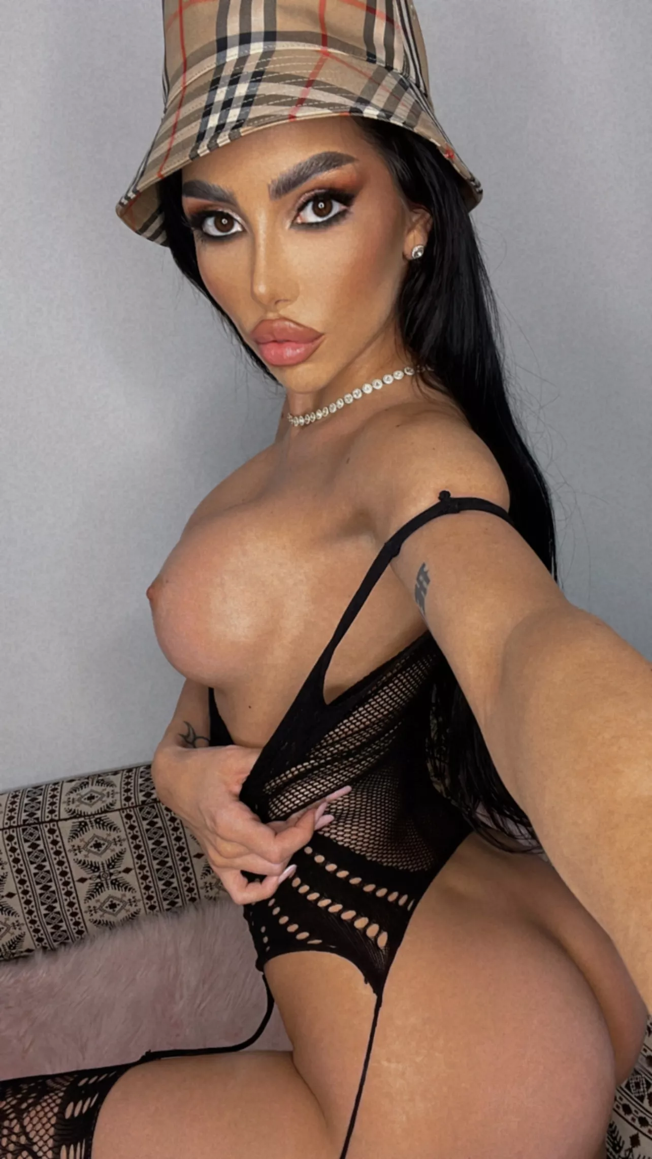 This naughty girl needs a good fucking, don't you agree?🤭 posted by NeelyHamby