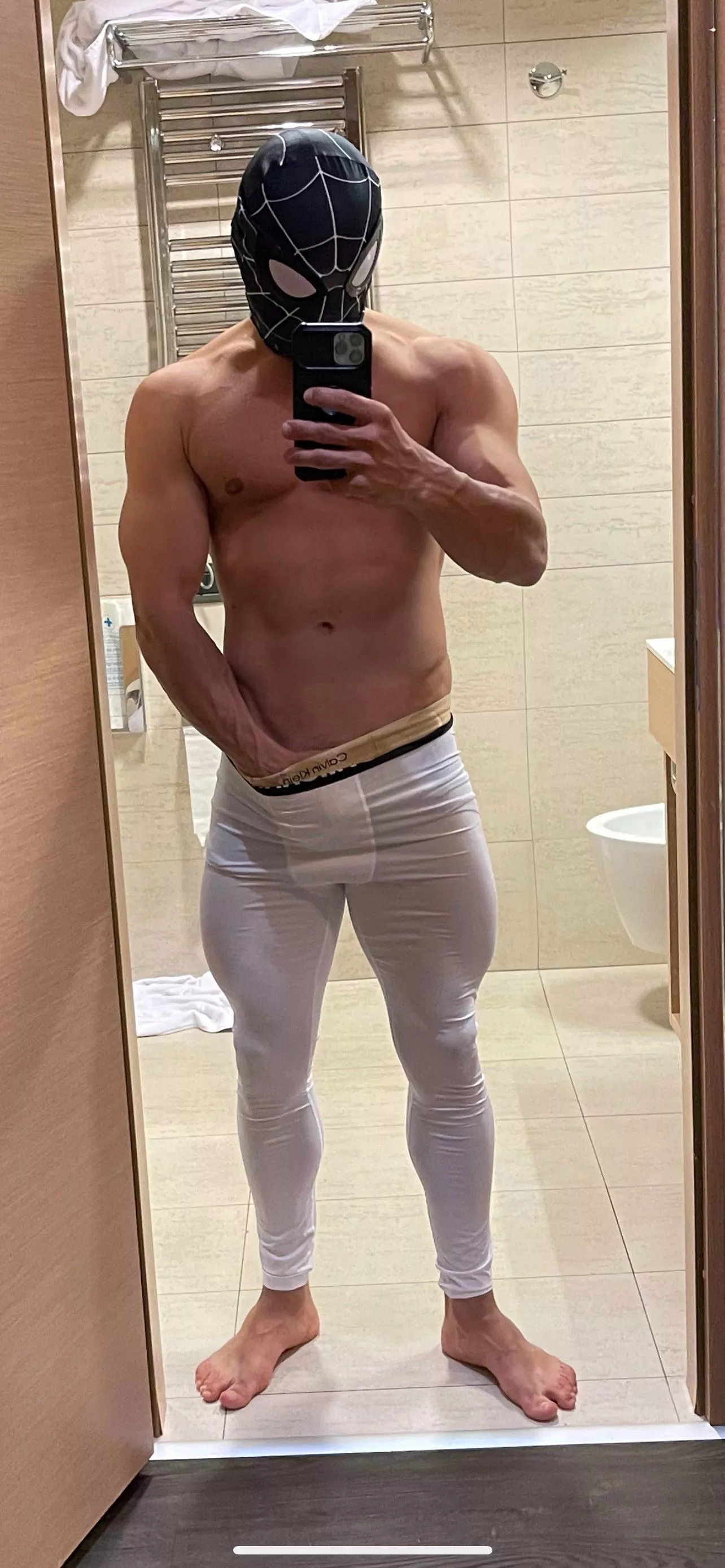 Would u worship me?😏 posted by superKoKhero