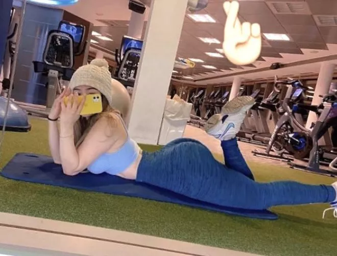 Would you look at me at the gym? by Emergencyshow69