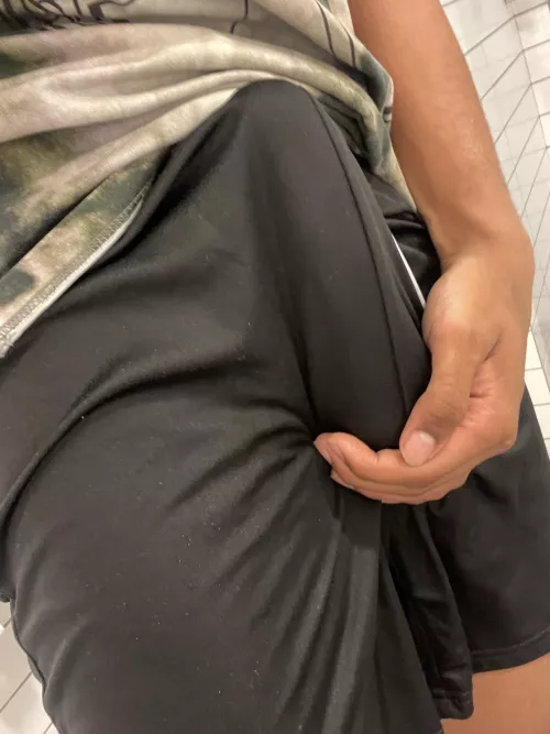 18m Looking for longterm jerkbud around my age, i answer dms fast ;) by Lgndfm