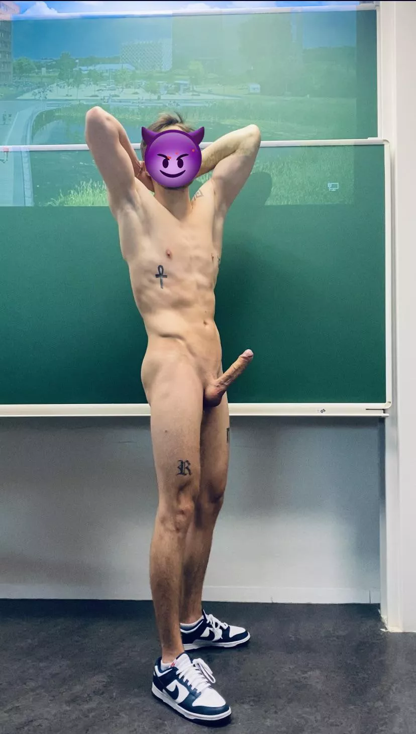 2 horny for school 😅 posted by Game-Boy-7011