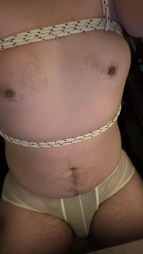 All tied up by drag0n4ly