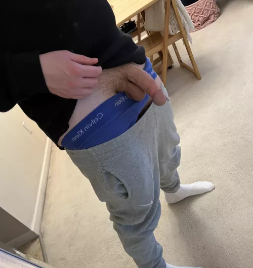 Anyone free to hang out tonight? by Asleep-Basket274