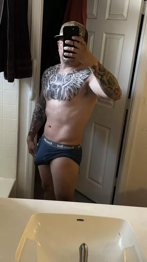 Are you into dilfs? by dilf_brad