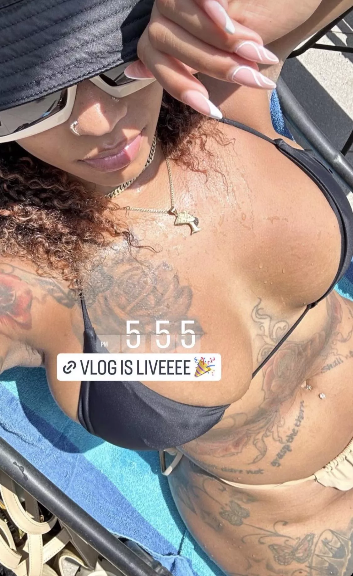 Busty tits posted by IndependentBoss3132