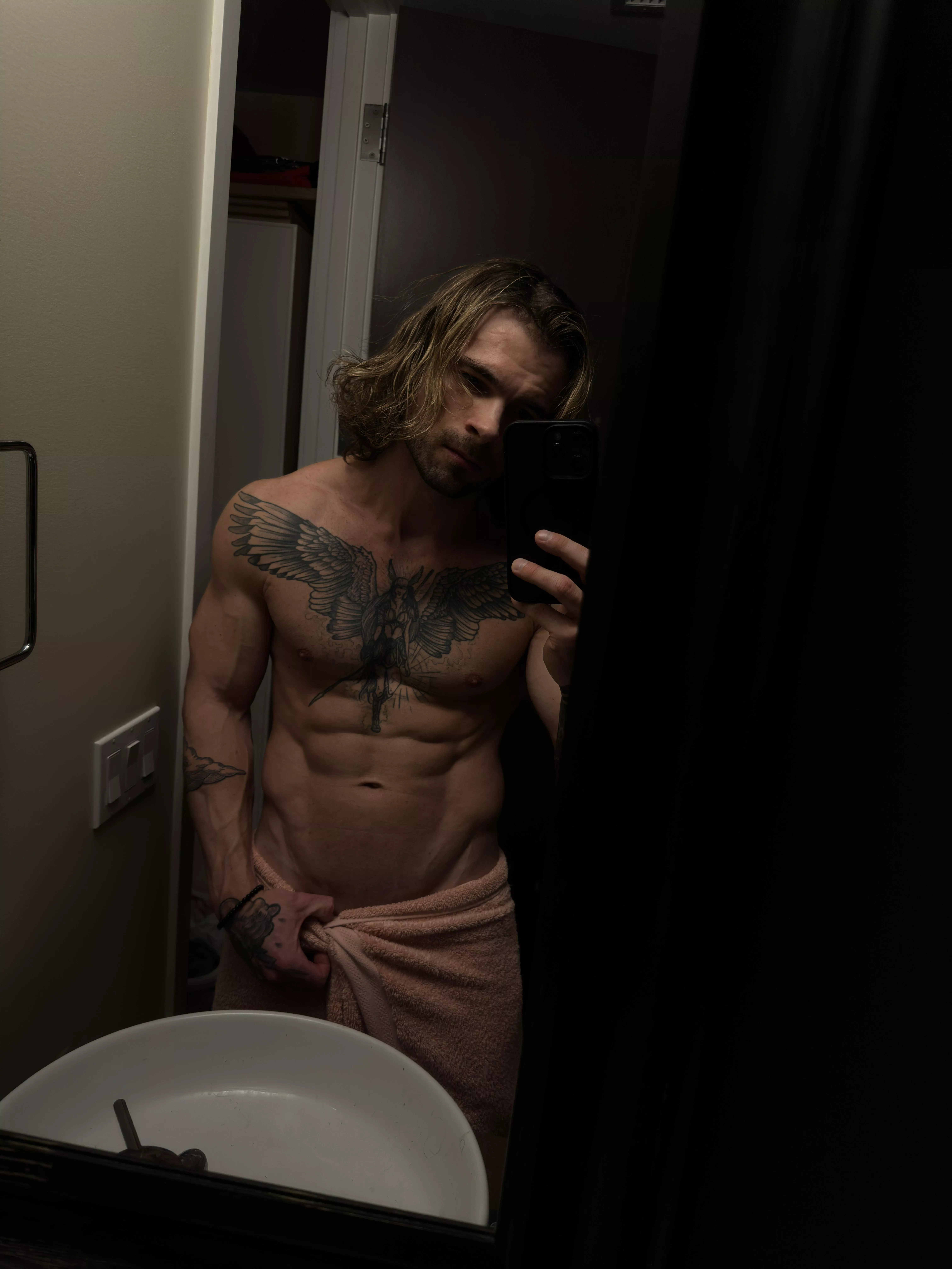 Dere dat V is posted by ArcadianRage