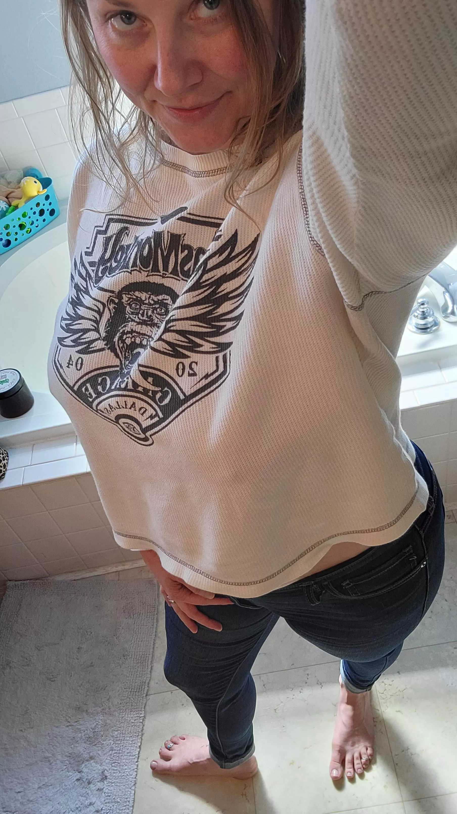 Feelin it head to toes! posted by MPLfeet