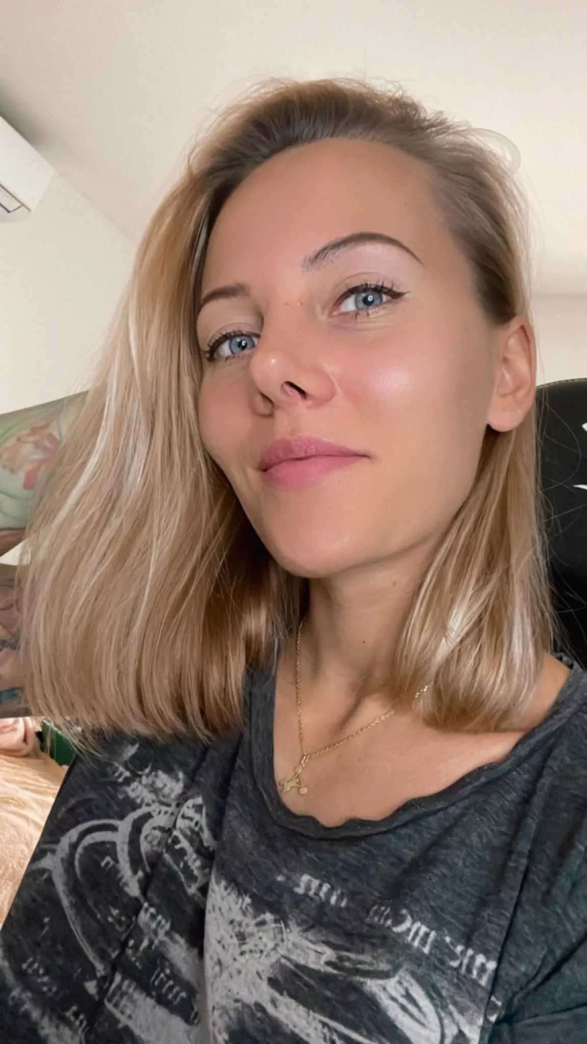 Good morning ☀️ posted by sagittarinaofficial