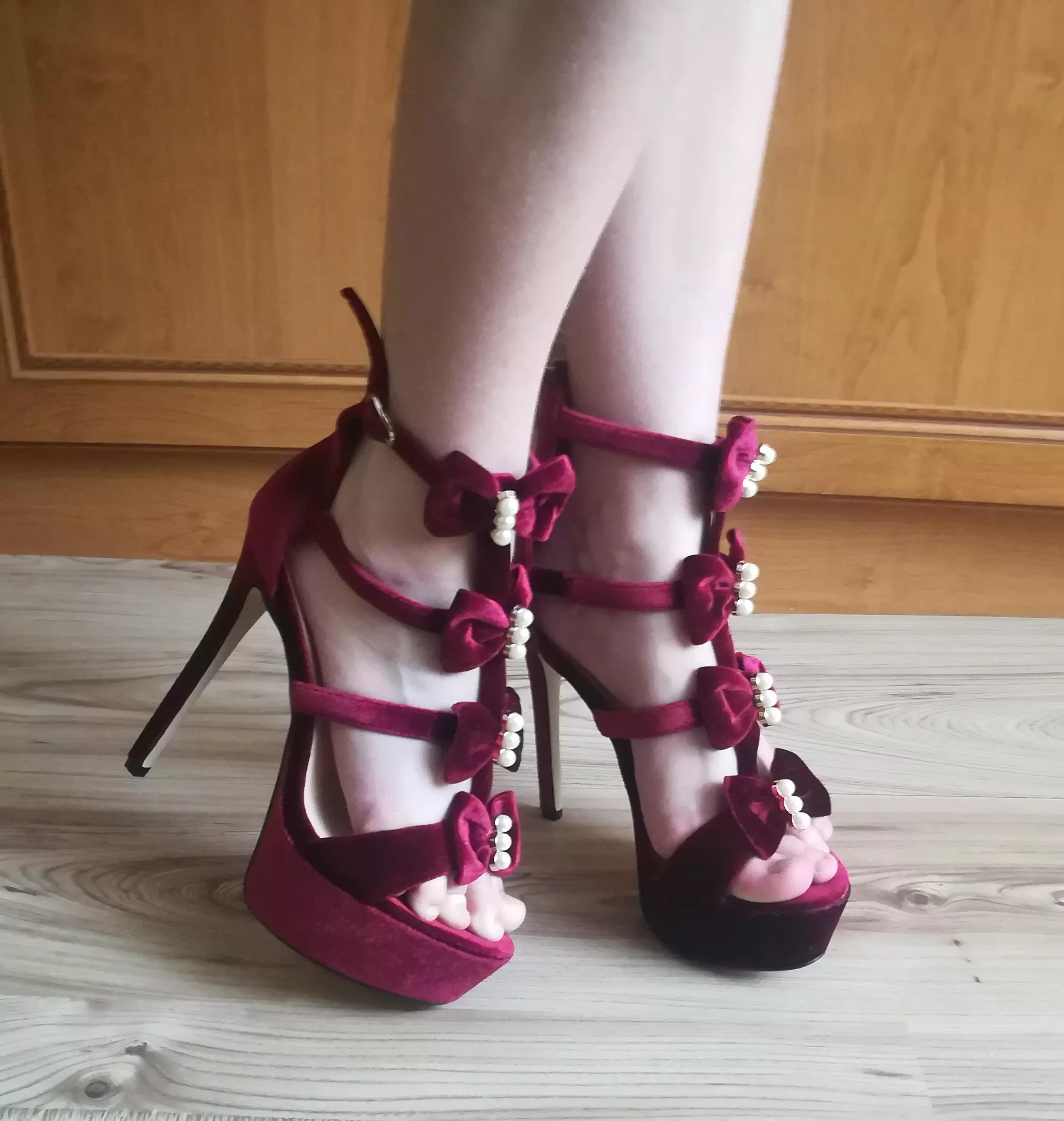 Happy easter posted by MelaniesFeet