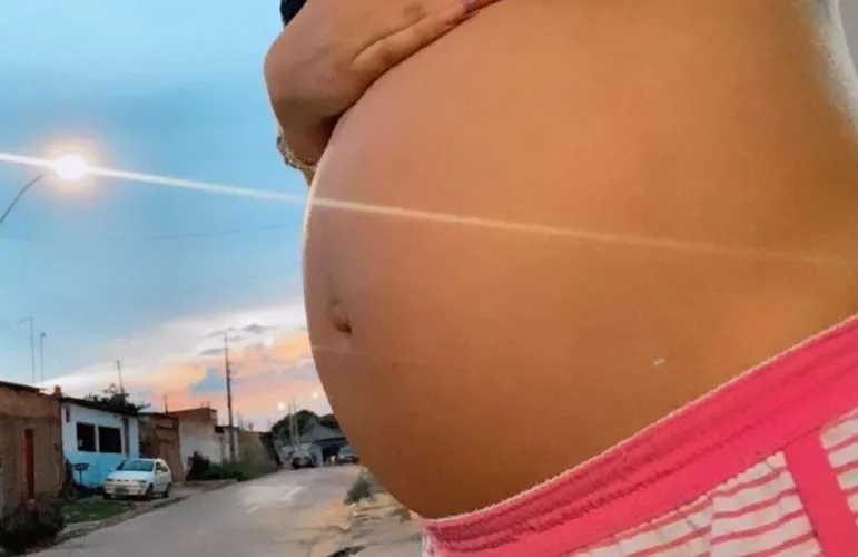 How was my pregnancy from 1 to 10 alone I'm looking for a boyfriend by hellen_Tree322