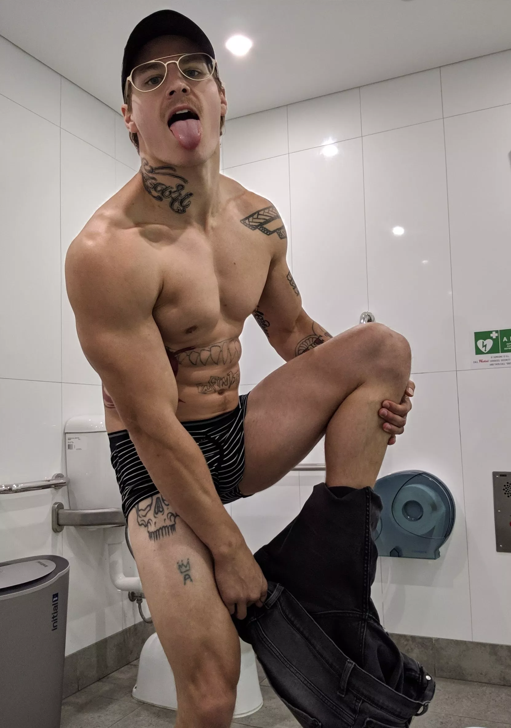 I love these stripes posted by alecnysten