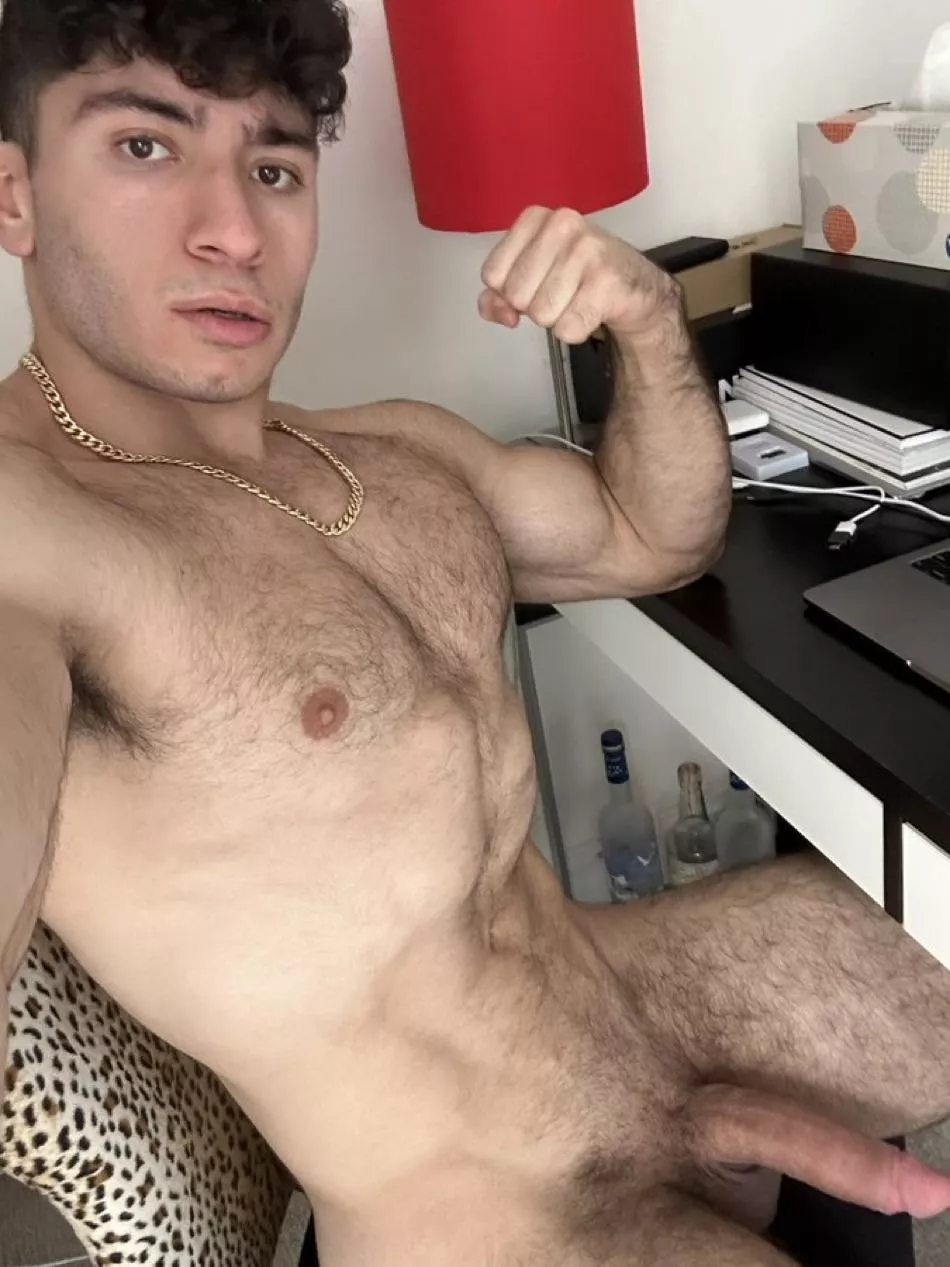 I tame brats to learn how to take orders from Master with obedience. You will behave for Daddy. posted by PersianMasterReddit