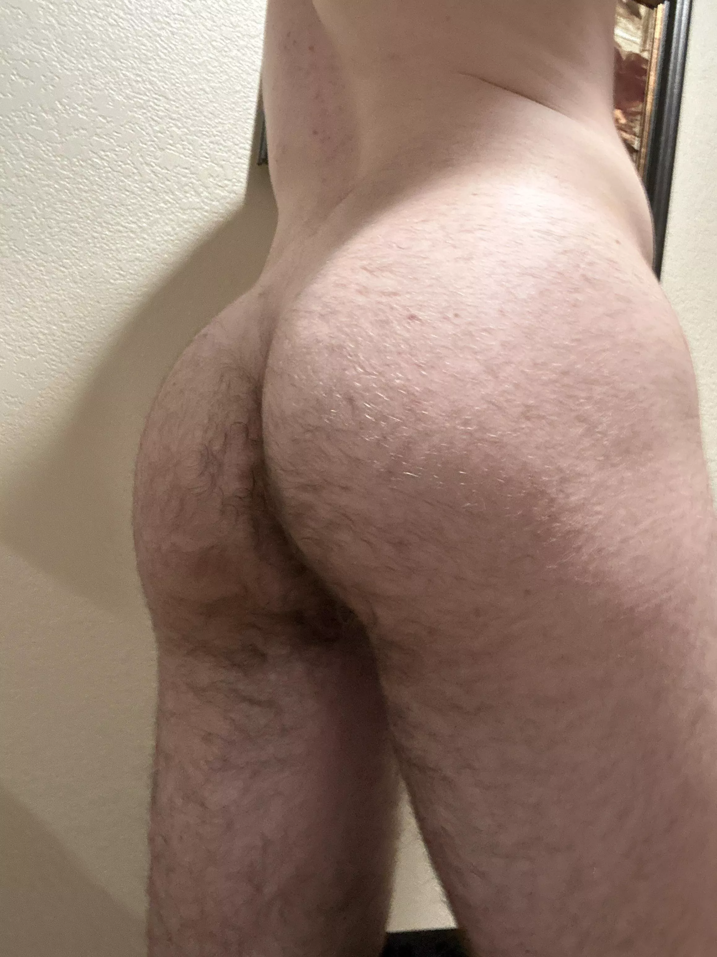 I’m not really sure how to take nudes. Any tips? posted by Fuzzy-Peaches395