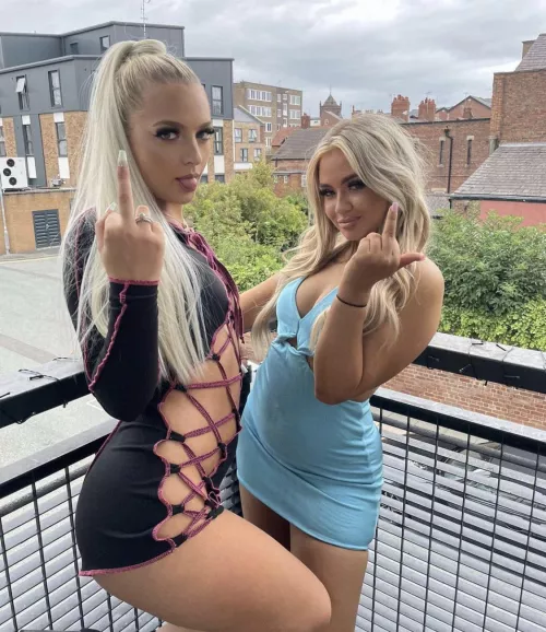 Left or Right by Chav-hntr