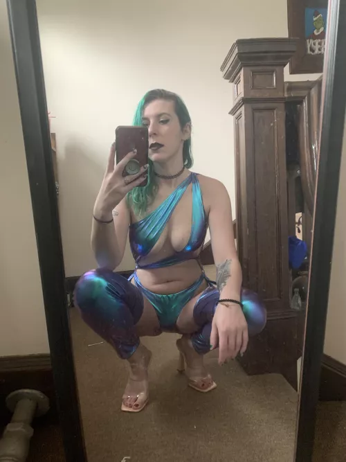 Looking yummy by sirenskiss3