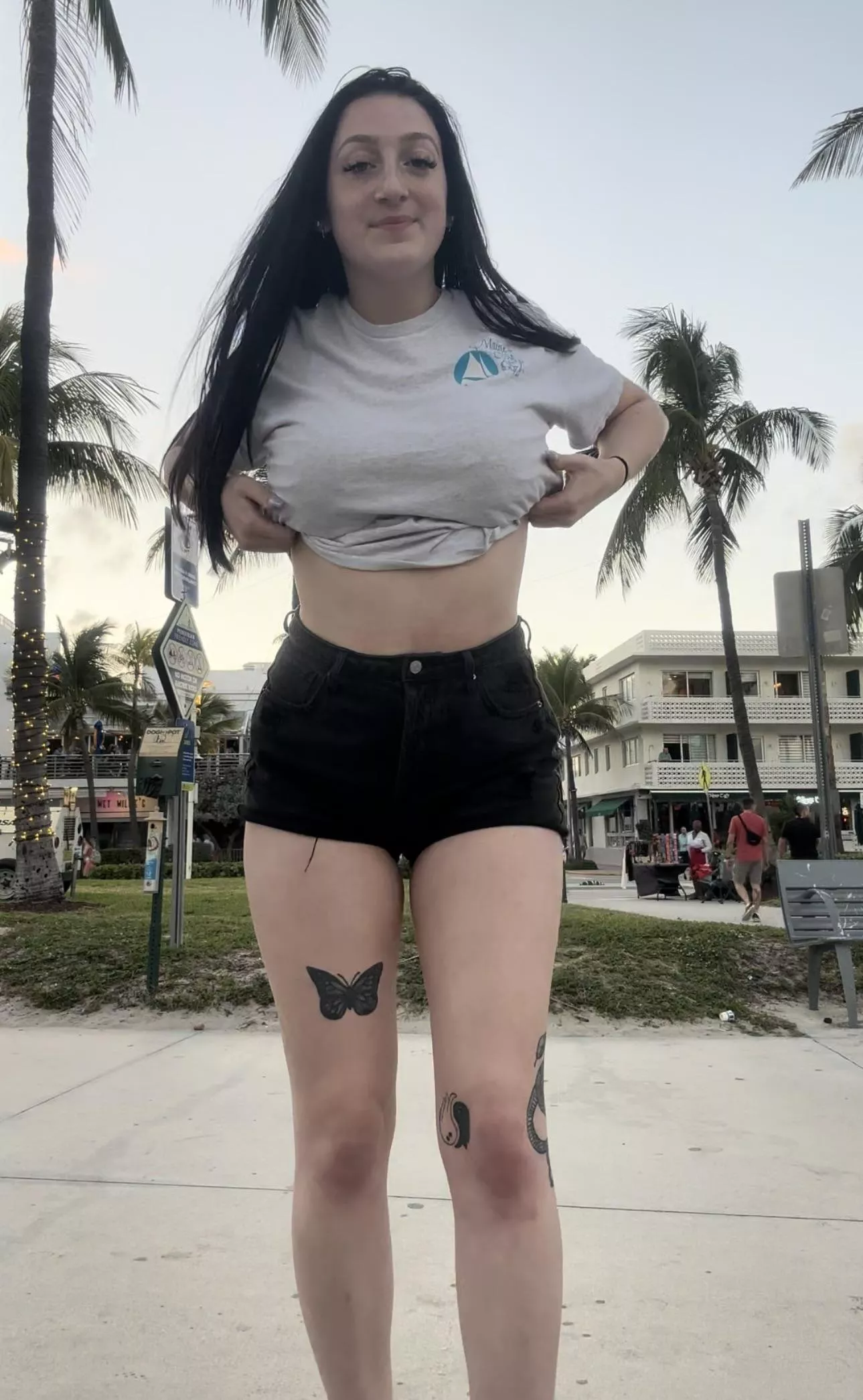 Mommy long legs :) posted by itsmaterialbaby