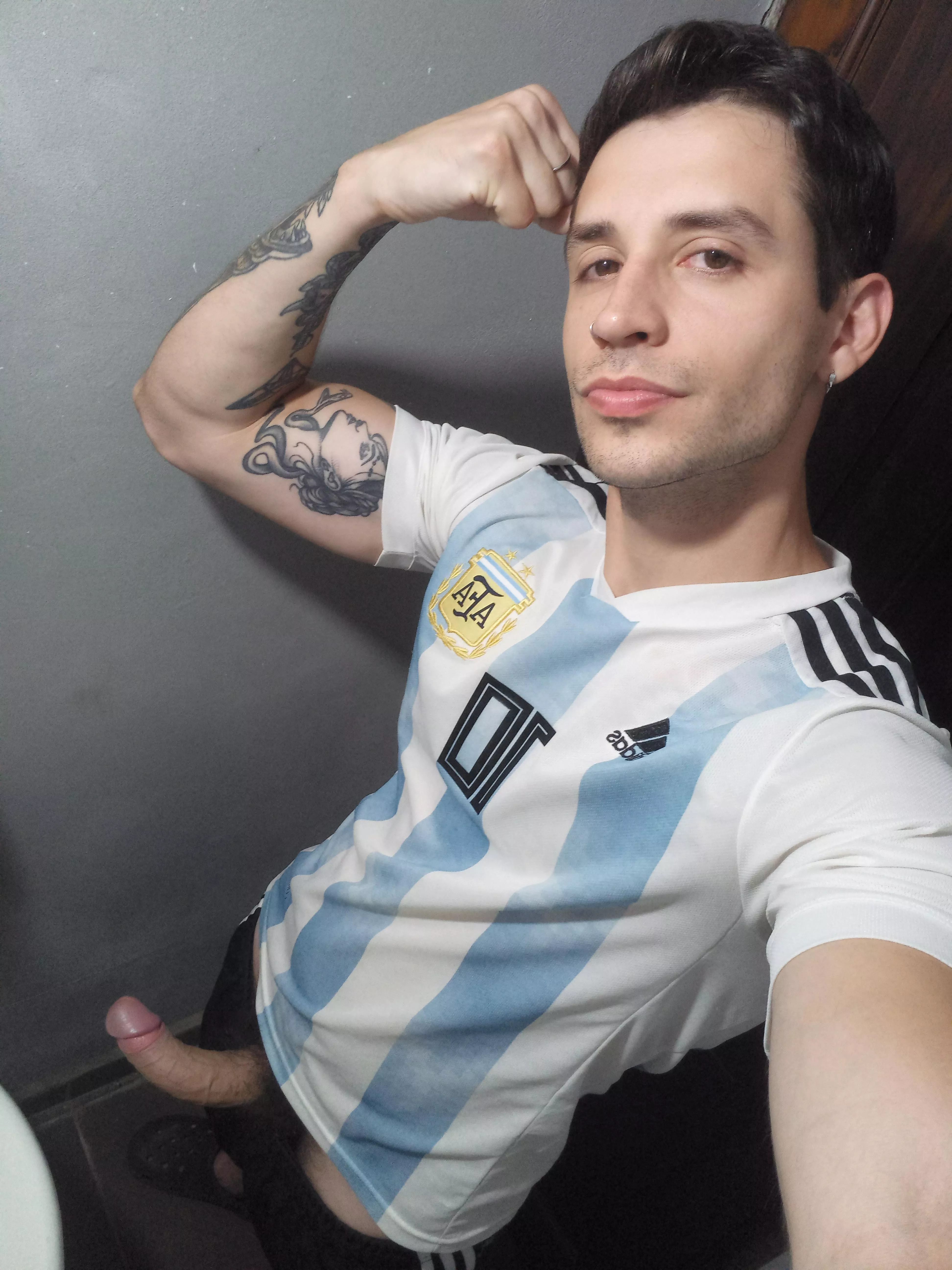 My dick wants to imitate me 😅🔥 posted by borjeishon