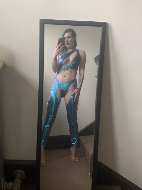 Perfect cutouts by sirenskiss3