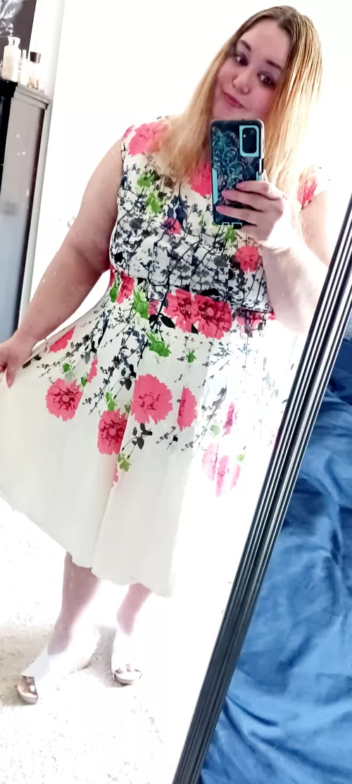 Primm &Proper today by archedkurves