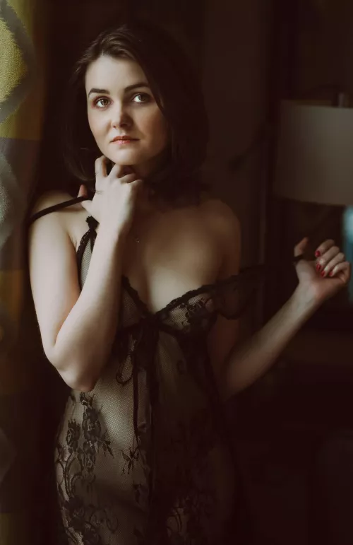 Sexy tease by spicyfoxglove