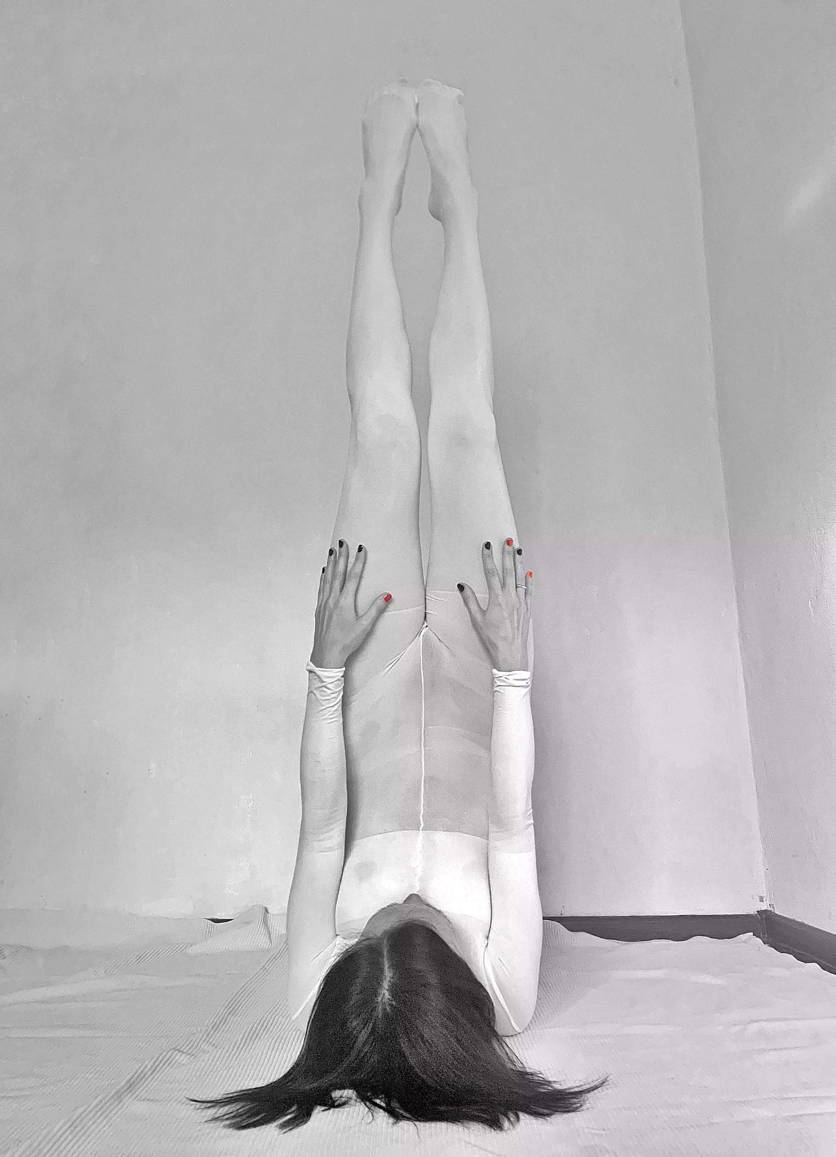 Shoulder stand posted by Nerdbird_OF