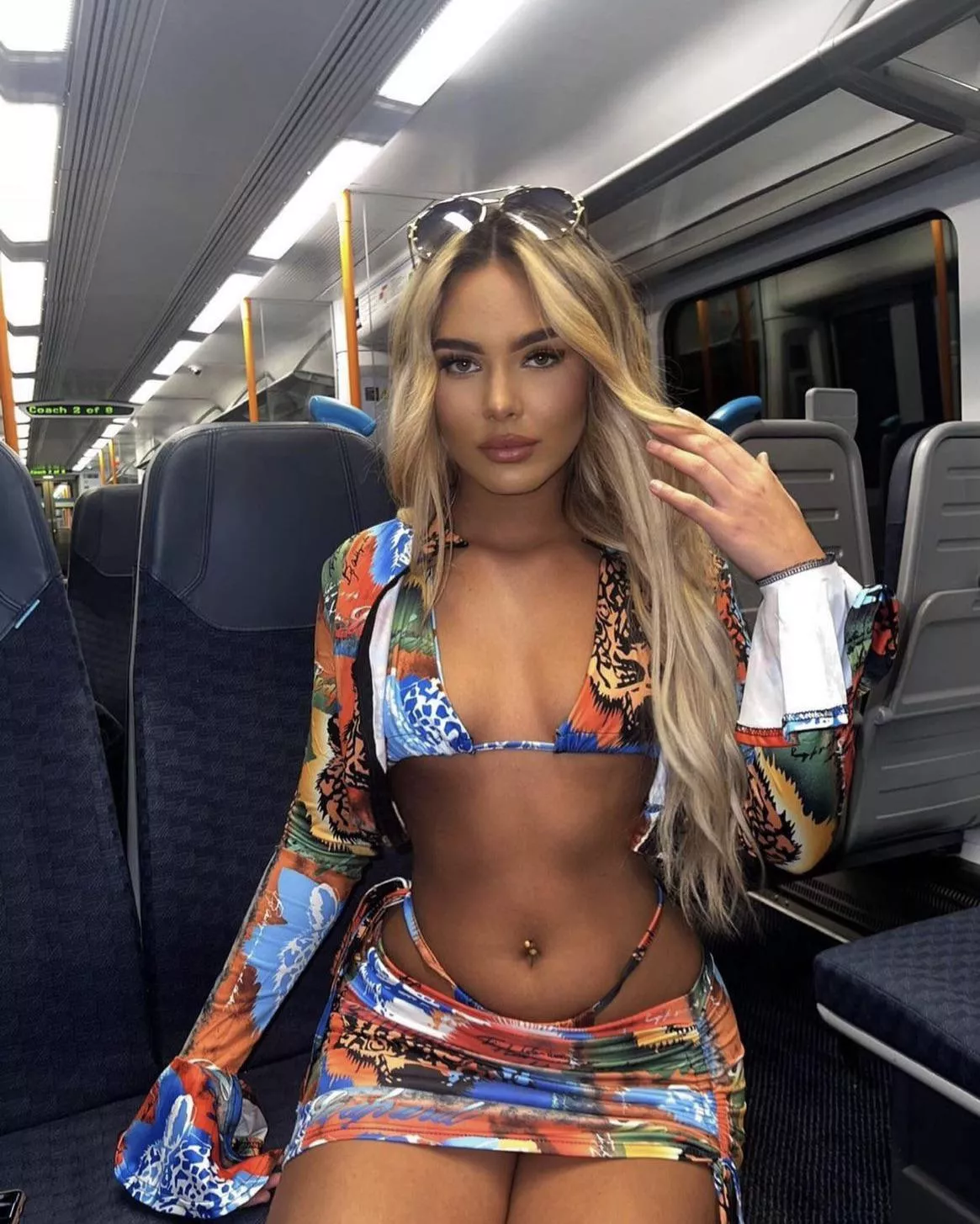 Skank on the train posted by PatrickBateman_PP