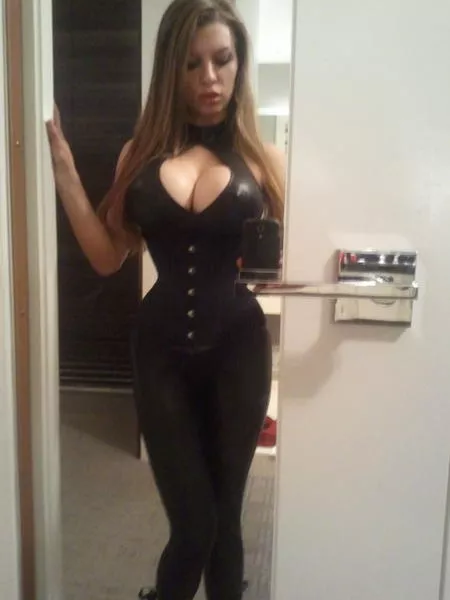 Stacked Selfie posted by Boring-Chef8543