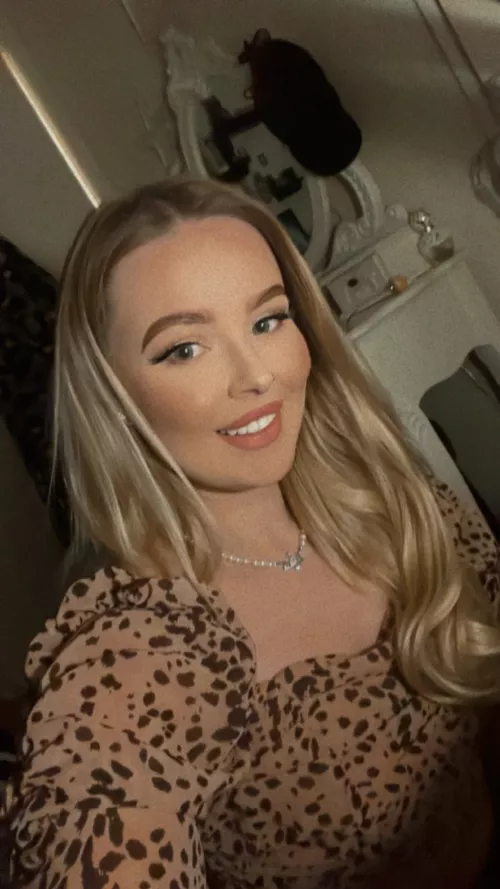 Try not to fall in love by libertasbella