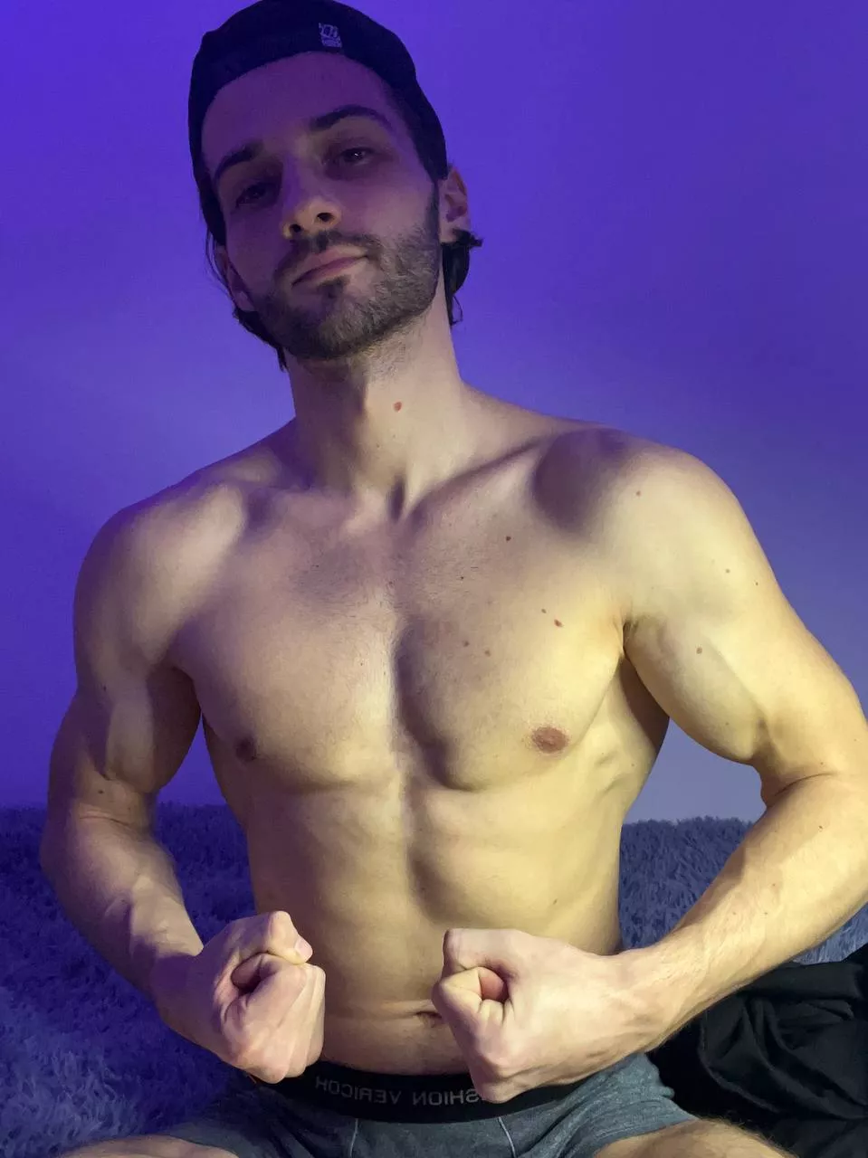 worship me if i'm hot posted by vitalysportguy