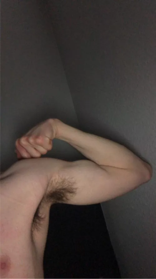 21 us fit chill and masc for other fit hot masc bros to swap/talk muscular++ gym+ sporty+ fraty/former sports+ face++ good vibes++ hmu with snap name by LarR2510