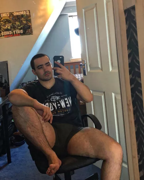 23uk who’s Vibing now? Dom_0105 by Dom0105