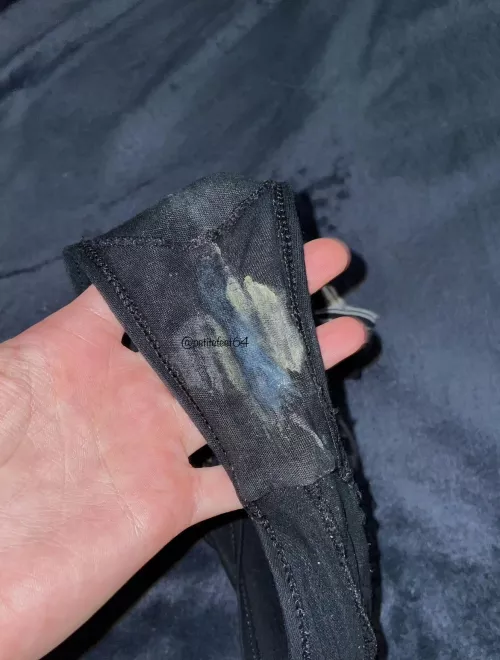 Absolutely soaked 💦 by petitefeet64