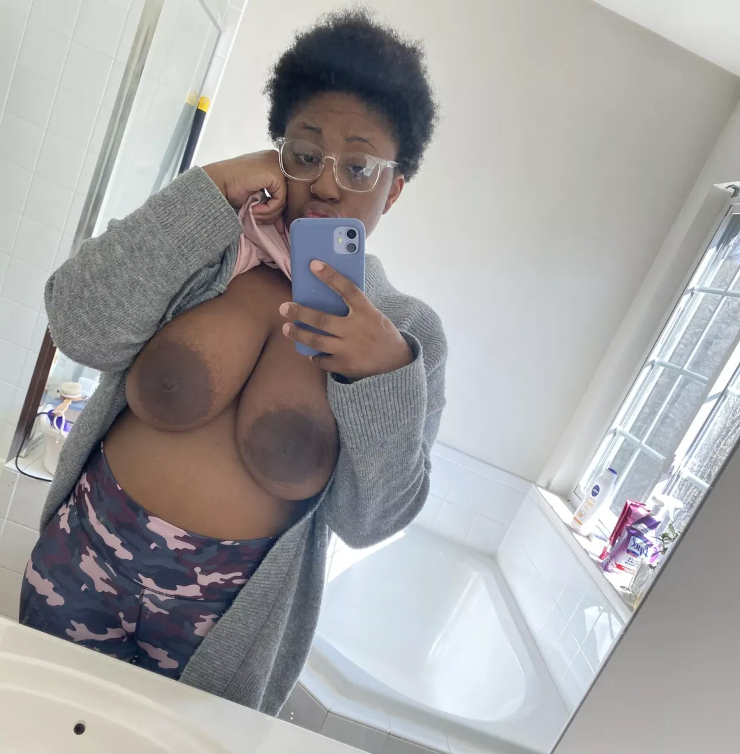 Always sexy posted by B_gypsy26