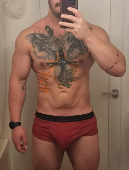 Could be bulgier. by vincent_lifts