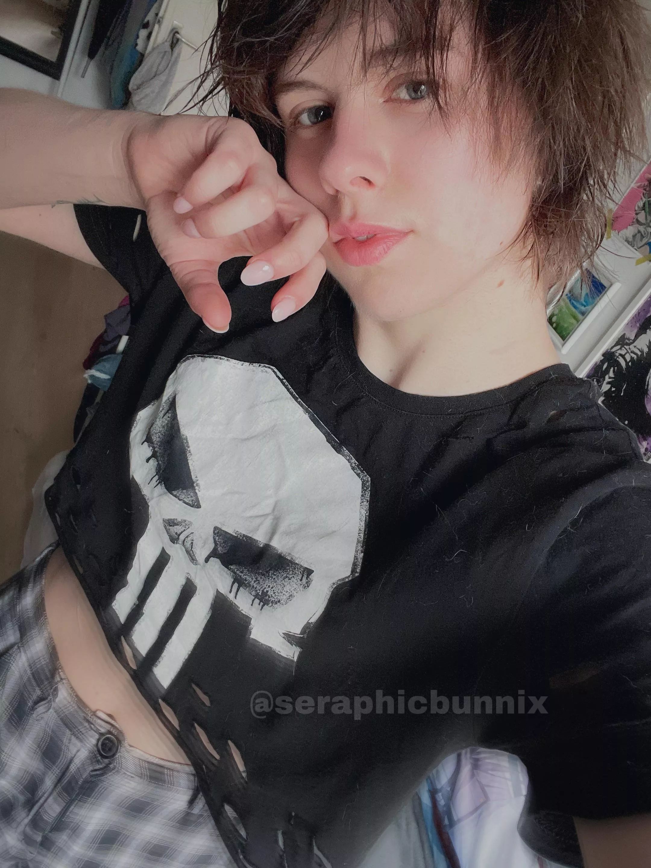 cropped this shirt, do you like it? posted by seraphicbunnix