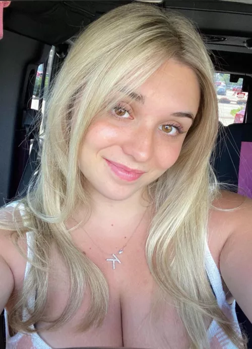 Dirty little neighbour by jake35564