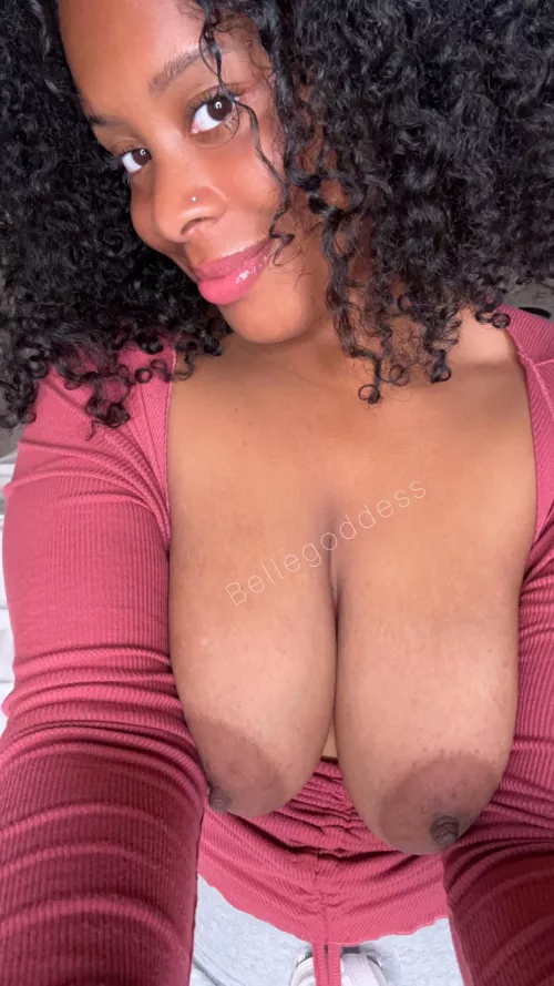 Facial before work please :) by bellegoddesss