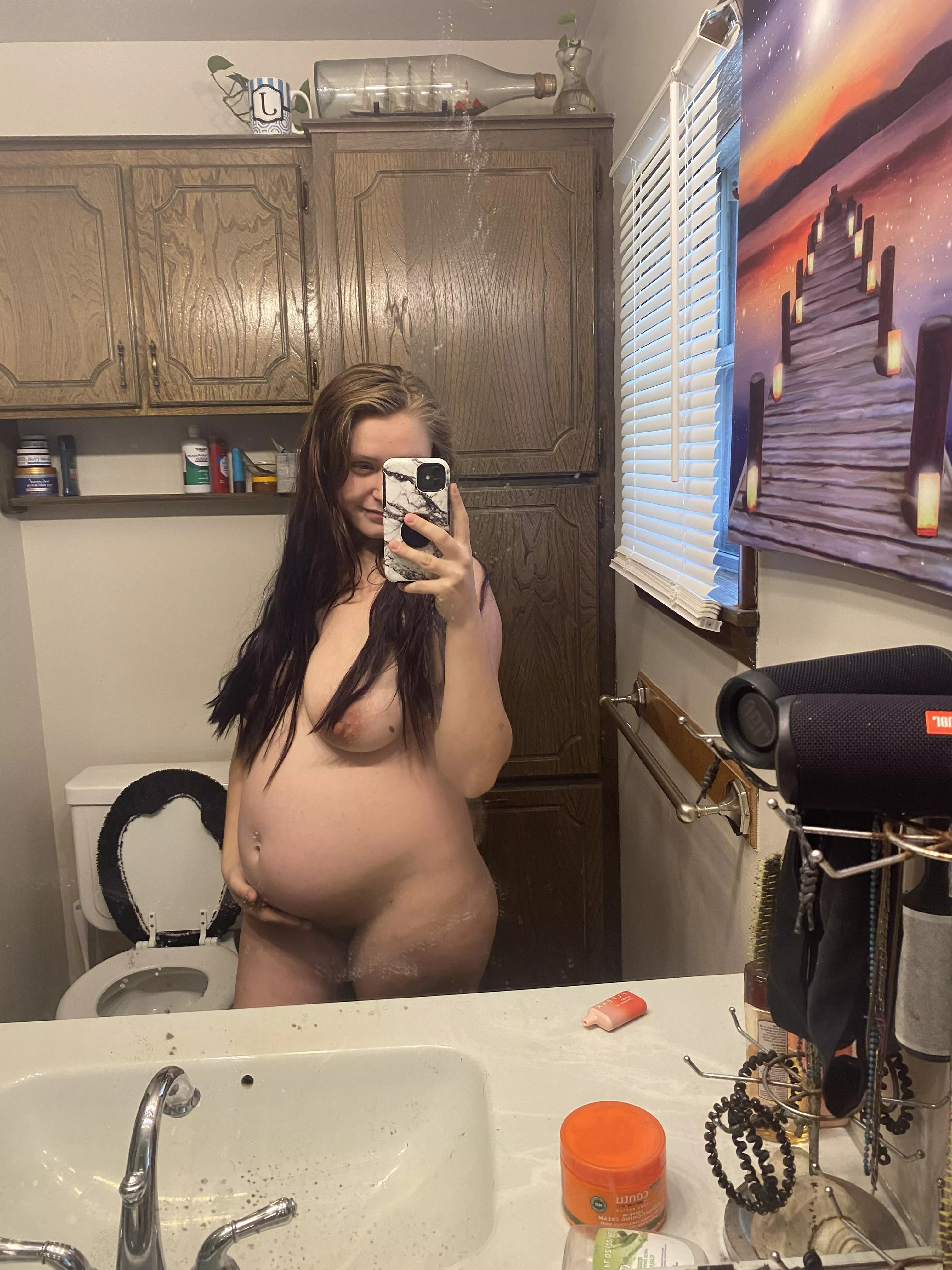 Getting so big 🤪 posted by Candycakes14