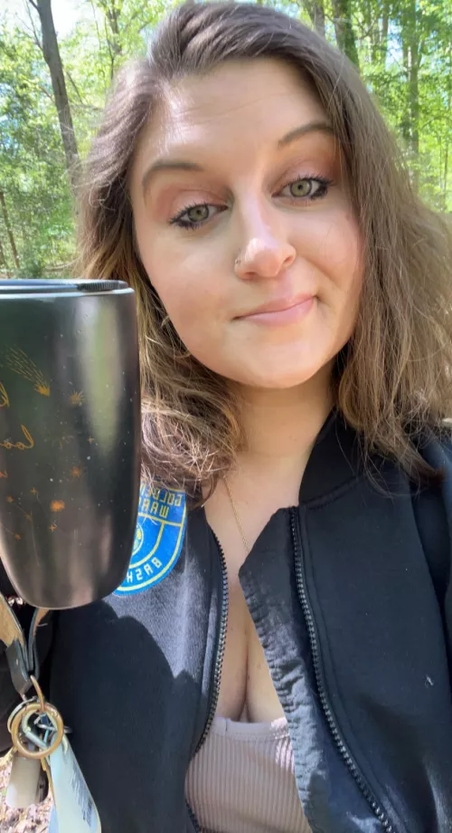 Happy Monday ☀️ by twistedpear22