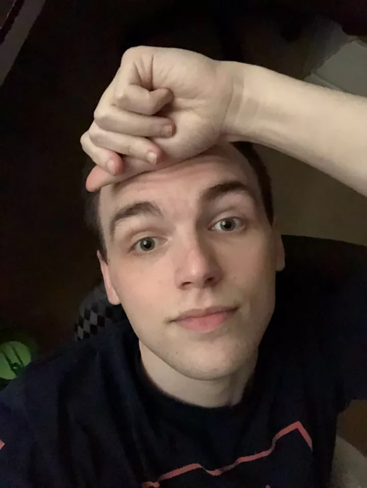 How's Monday treating gentleman? posted by Disneyfan253