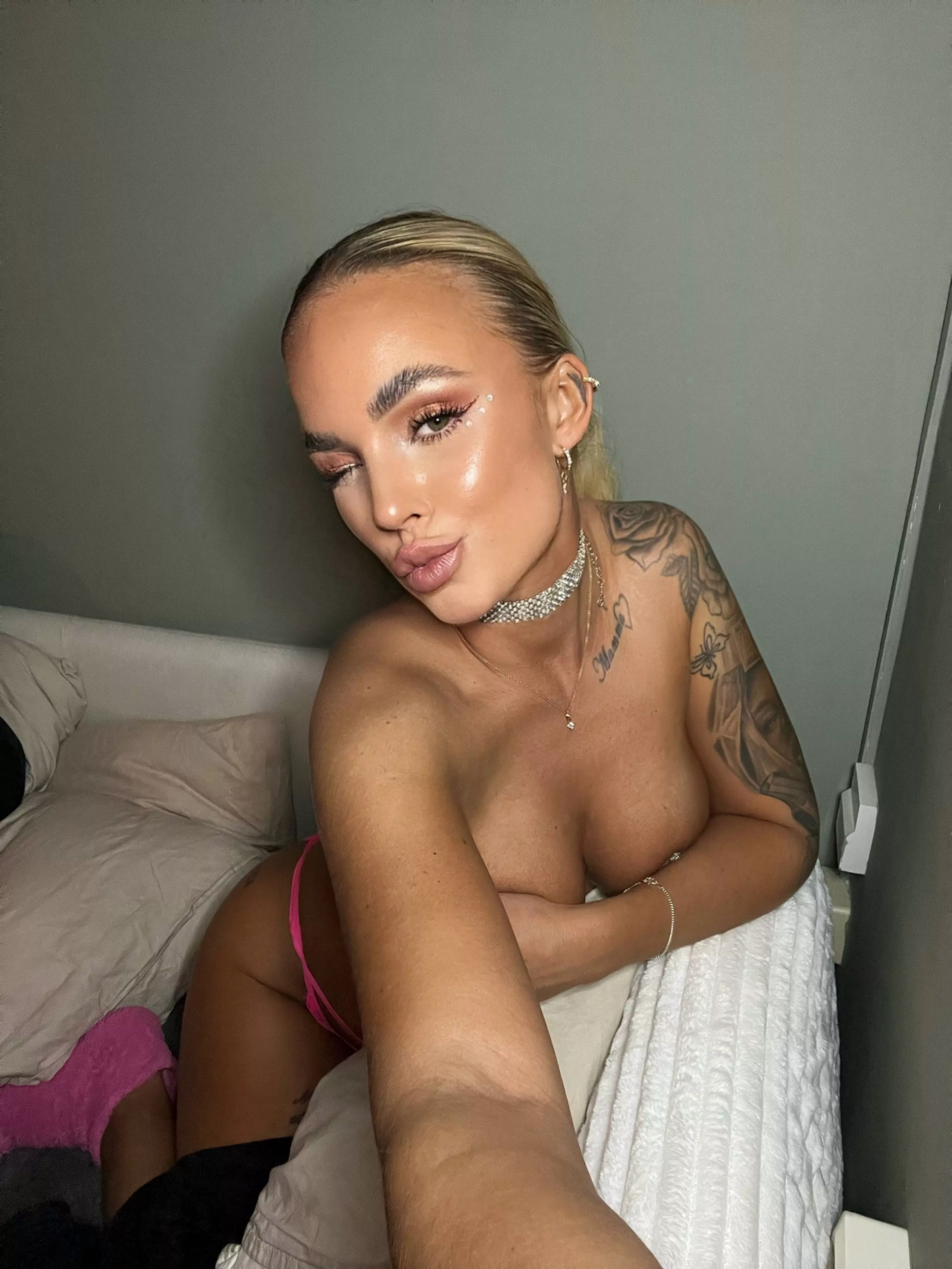 I like it when men moan, just saying. posted by N3ROFX