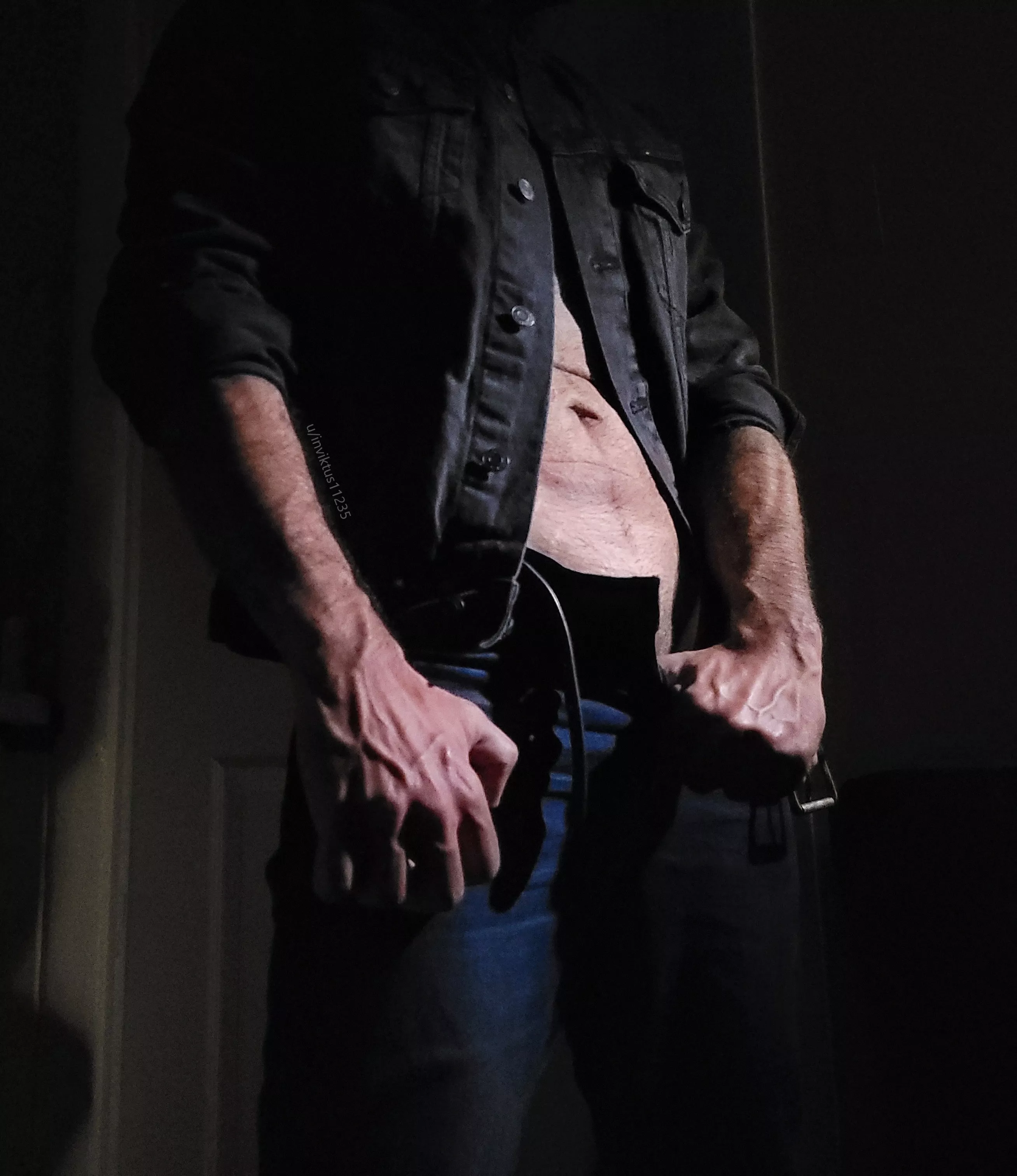 I wish I could call you to my door. Make you kneel before you say hello. posted by inviktus11235