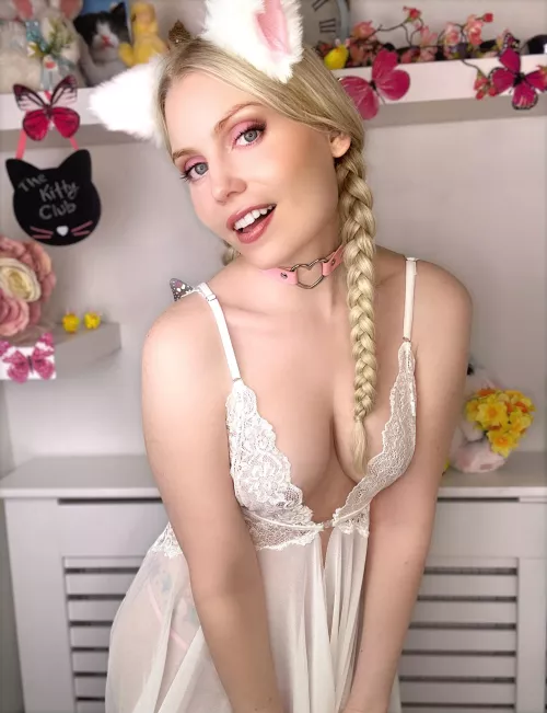 I’m a good Kitty by ittybityprettykitty